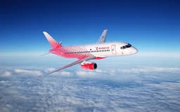 Авиакомпания «Россия» начала менять импортные шины на самолетах SSJ-100 на отечественные