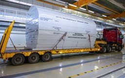 «Роскосмос» доставил на космодром «Восточный» новый спутник. «Метеор-М» № 2-3 получил радиолокационный комплекс на базе активной фразированной антенной решетки