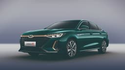 В России представлен бизнес-седан Chery Arrizo 8 на замену Toyota Camry. Цена – от 3,4 млн рублей