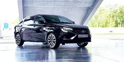 Удлиненную Lada Vesta Aura начнут выпускать уже в 2024 году, но при одном условии