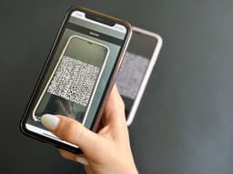 В России создали ИИ для проверки электронных водительских прав. Приложение внедряют крупнейшие российские банки