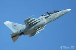 Российский учебно-боевой самолет Як-130 модернизируют