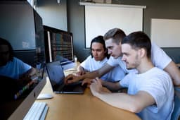 Студент из Челябинска создал SheetsGPT, нейросеть для работы с таблицами Excel