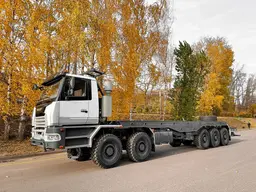 MAZ cab, two-part frame: Minsk unveils super-heavy truck with diesel engine