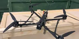 «Ахматки» и «психопатки» : российские операторы FPV-дронов применяют новые боеприпасы