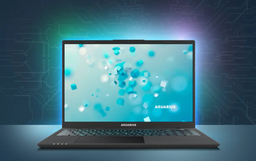 Большой экран, QHD матрица, увеличенный тачпад: в Шуе началось производство новых российских ноутбуков «Аквариус»