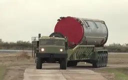 Уничтожит всё за 30 минут: на Западе испугались российского ракетного комплекса «Авангард»