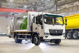 Новые мусоровозы на базе КамАза поступают в российские города