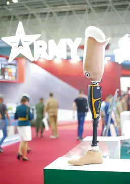 На 95% из российских комплектующих: Роскосмос представил бионический протез «Актив-2»