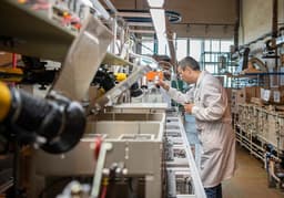 Для российских спутников «Экспресс-АМУ4», «Гонец» и «СКИФ» разрабатывают детали из полимеров