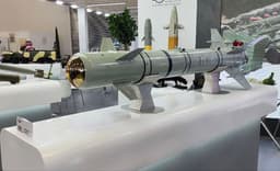 Боевой змей: ракета «Изделие 305» заинтересовала посетителей выставки вооружений в Саудовской Аравии [Обновлено]