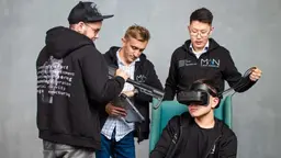 Вместо Apple Vision Pro: в России разработали шлем виртуальной реальности с разрешением человеческого глаза