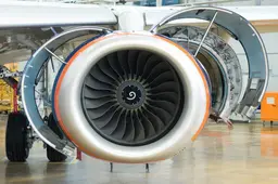 Сто часов работы вместо тысячи - российские авиакомпании критикуют импортозамещенные свечи для авиадвигателей SaM146