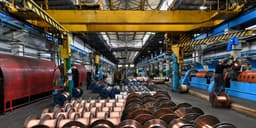 Больше Казахстана и Узбекистана вместе взятых: Москва обогнала страны СНГ по объему отгруженной продукции