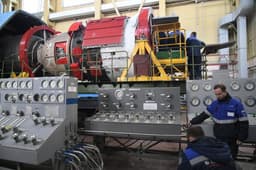 «Роскосмос» показал, как заправляется космический корабль «Союз МС-25»