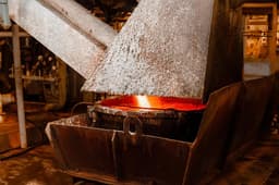 First Ingot of Russian Metallic Tantalum Smelted in the Urals