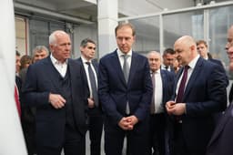 Мантуров проверил на «Салюте» производство двигателей ПД-14, ПД-8 и ПД-35 для российских самолетов