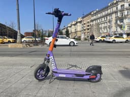 В Москве появятся самокаты МТС «Юрент» с крупными боковыми номерами