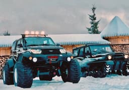 Кузов от УАЗ, мосты от ГАЗ: в Саратове разработали вездеход «Ратибор» для езды при боевых действиях