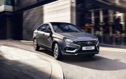 LADA Vesta NG без системы стабилизации протестировали на полигоне