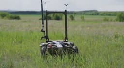 Бесшумно доставляет гранаты и мины к точке подрыва: российские роботы-камикадзе «Лягушка» эффективно уничтожают позиции врага
