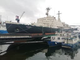 Первый в мире атомный ледокол «Ленин» отправят на ремонт в Мурманске