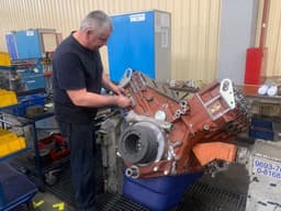 Увеличить тягу: в России начали производить двигатели для тракторов с чугунными головками цилиндров 