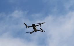 Волонтеров научат порядку: министр обороны Белоусов призвал упорядочить поставки экипировки и техники на фронт