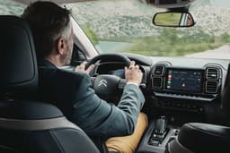 «Скрытый импорт»: глава АвтоВАЗа раскритиковал чиновников за покупку Citroen и Hyundai