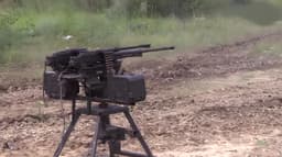 Собрали из запчастей трофейной техники врага: российские инженеры показали установку для дистанционной стрельбы из пулемета