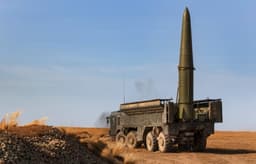 «Искандер» vs HIMARS: российский ОТРК уничтожил американскую РЗСО с первого пуска