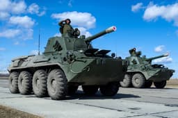 До сих пор не имеет аналогов в мире. На что способна уникальная российская самоходка «Нона-СВК»