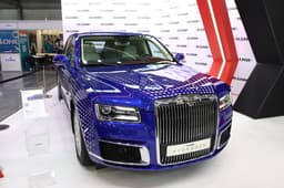 Уникальный Aurus Senat показали на выставке «Иннопром» в Екатеринбурге