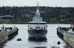 Свободное окно ниже 25 метров: военный эксперт указал на недостатки корабельного ЗРК С-300Ф