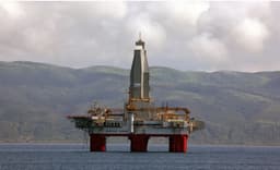 Россия отремонтировала крупную плавучую буровую платформу «Северное сияние»