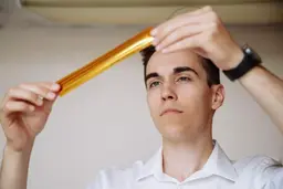 Samara student creates a film to protect gadget batteries from frost