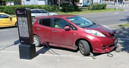 В России подешевели гибридные автомобили