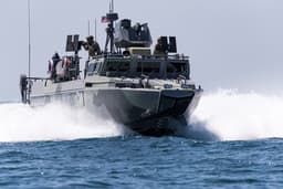 Высадят десант, уничтожат дроны и противника: что известно про боевые катера и лодки «Калашникова»