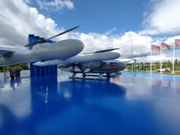 Can Deliver Up to 300 kg Over 500 km: Rostec Presents Unique S-76 Unmanned Aircraft