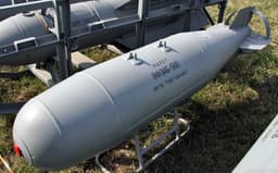 Уничтожает танки и мощные укрепрайоны: первые кадры авиабомбы ОФЗАБ-500 с УМПК