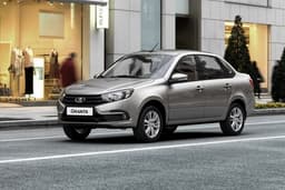 Названы самые популярные подержанные автомобили возрастом до трёх лет