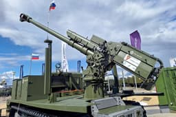 Bulgarian Military назвало западных конкурентов новейшей российской самоходной гаубицы МТС-15 «Клевер»