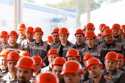 Wallpaper, tire rubber, bags and pipes: "High Molecular Polymers" complex launched in Tula region