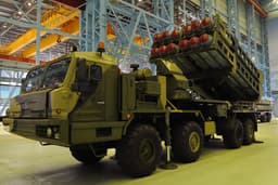Shield Against ATACMS, Storm Shadow, and HIMARS: Russian Armed Forces Deploy S-350 Vityaz SAM System at the Front