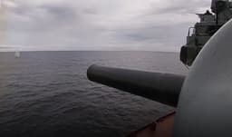 Размотали: корабельную артиллерию АК-100 и АК-630 задействовали в отражении атак дронов