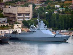 Зачистит небо: военный эксперт оценил морскую версию ЗРК «Тор-М2КМ»