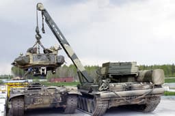 Gone in 60 Seconds: Russian Fighters Capture T-72 Tank on the Front Lines