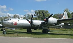 The only surviving Soviet Tu-4 nuclear bomber will be restored: unique footage
