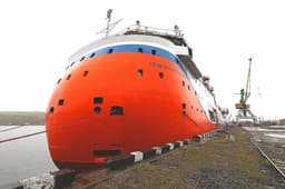 В России стартовала новая дрейфующая полярная экспедиция «Северный полюс-42»