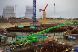 На Ленинградской АЭС бетонируют «ядерный остров»